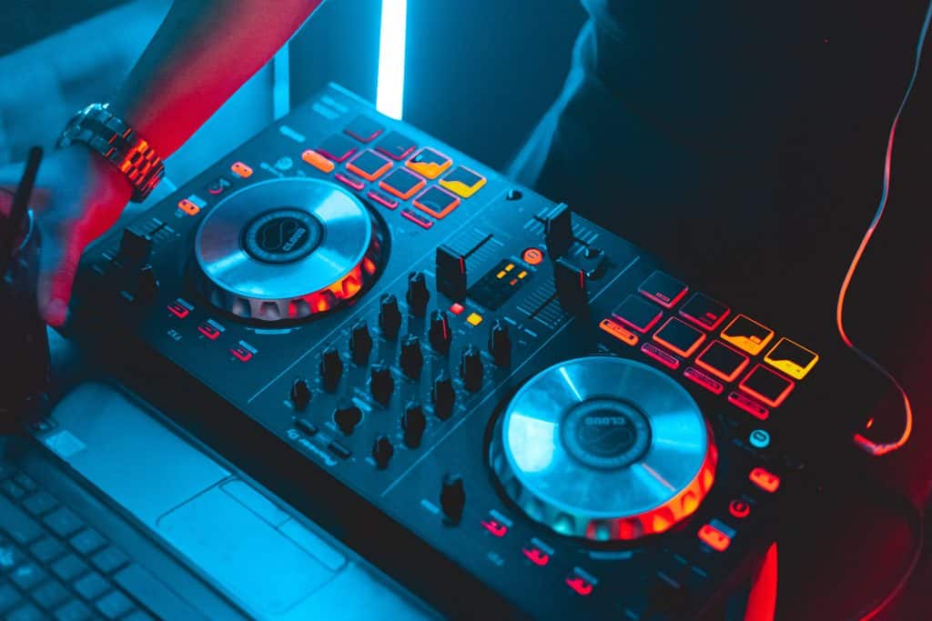 DJ equipment to DJ with Spotify